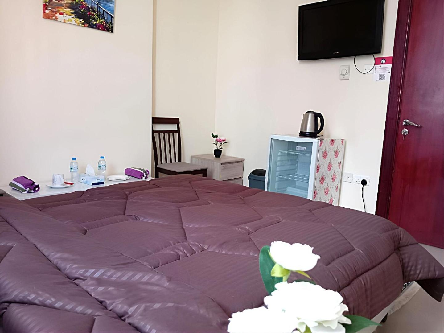 Mbz - Master Hostel